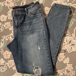 Maurices distressed skinny jeans